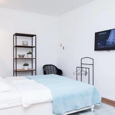 Old Town By Irundo * Ρόβινι